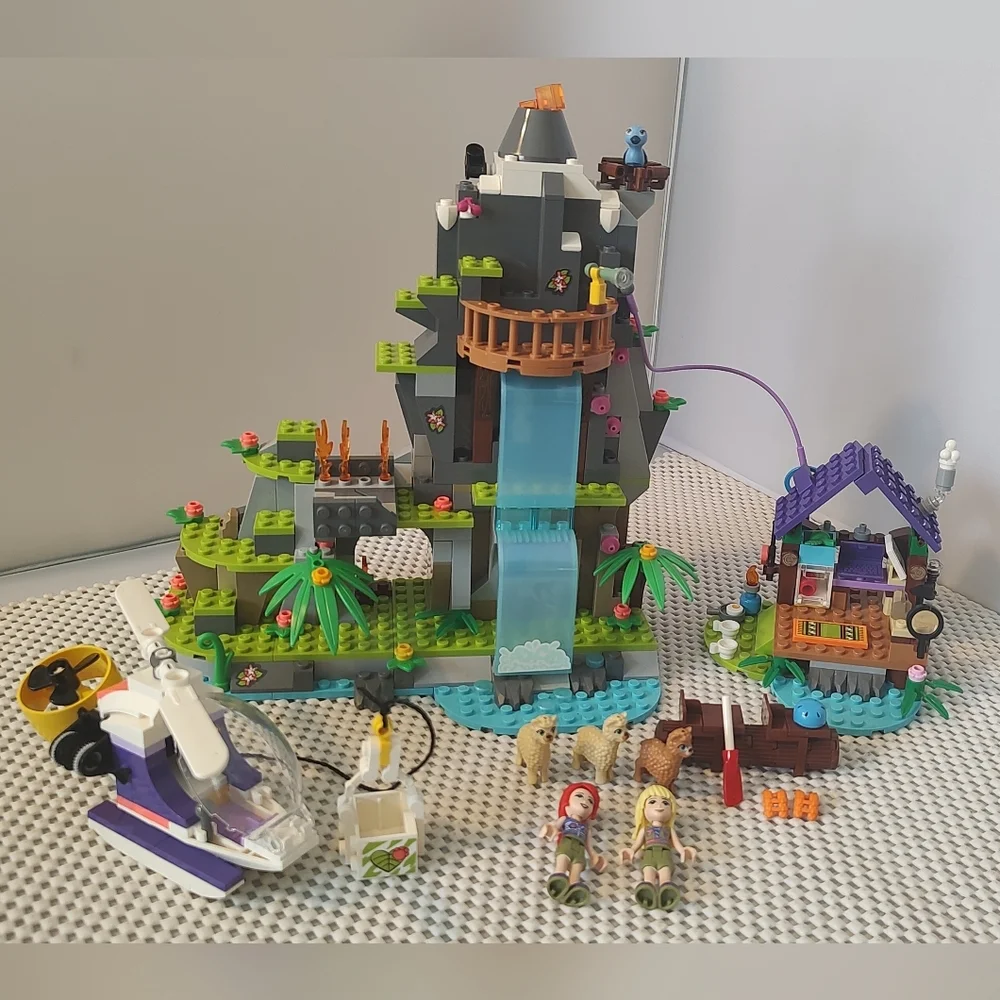 LEGO Friends 41432 Alpaca Mountain Jungle Rescue  Building Toy